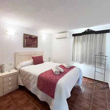 Sunset Sands - Close To Platja De & Picafort Appartamento *